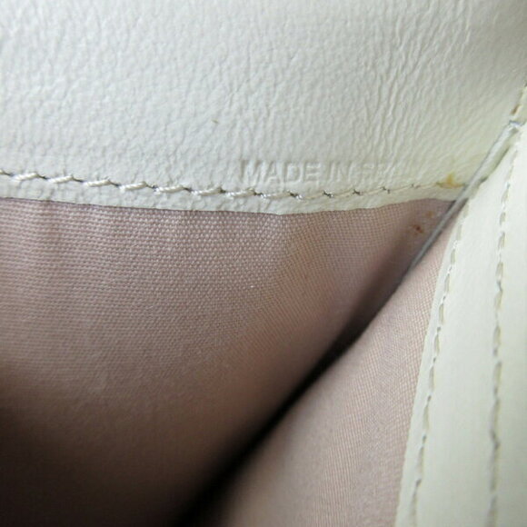 Chloe Alphabet Leather Ivory White Tri fold Wallet - Picture 7 of 8